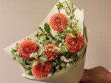 Букет из 5 оранжевых георгин
