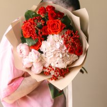 Калина, гортензия, розы