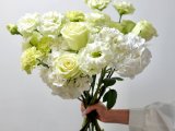 Гортензия, эустома и роза